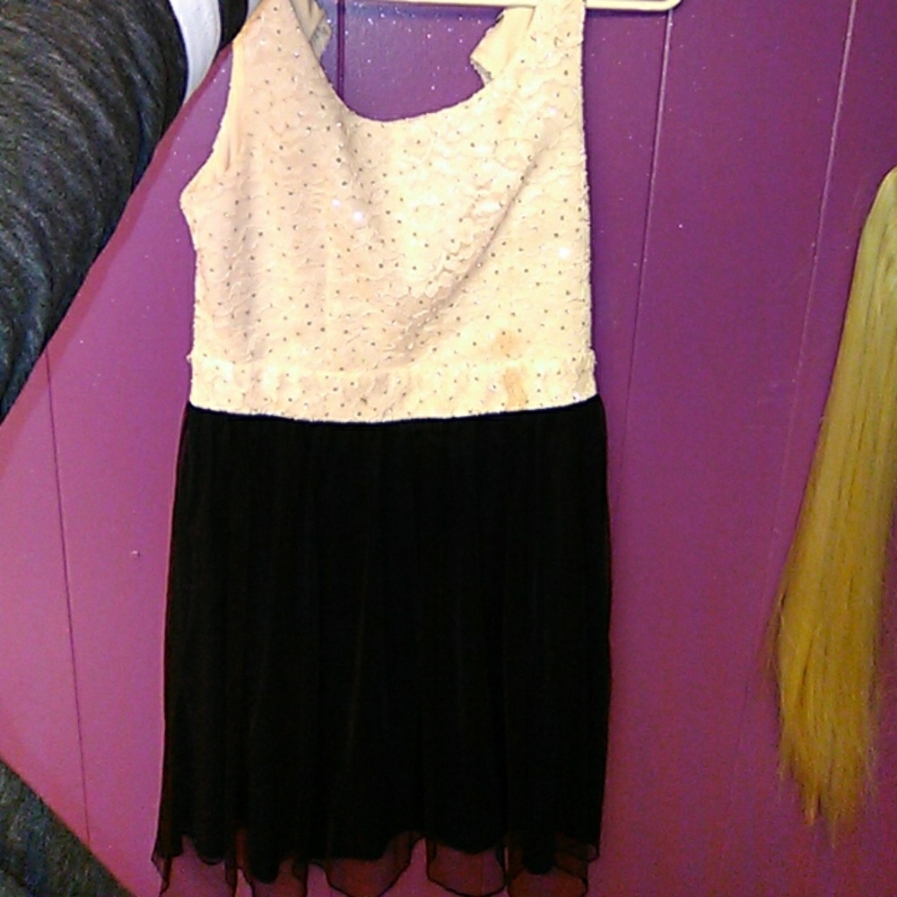 Casual elegant dress